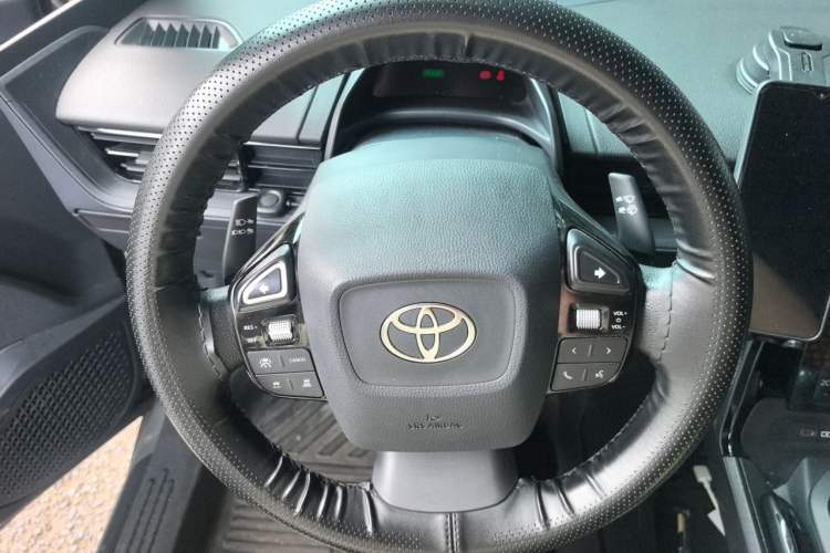 Used Toyota bZ3 2024 517 km Elite PRO Steering Wheel