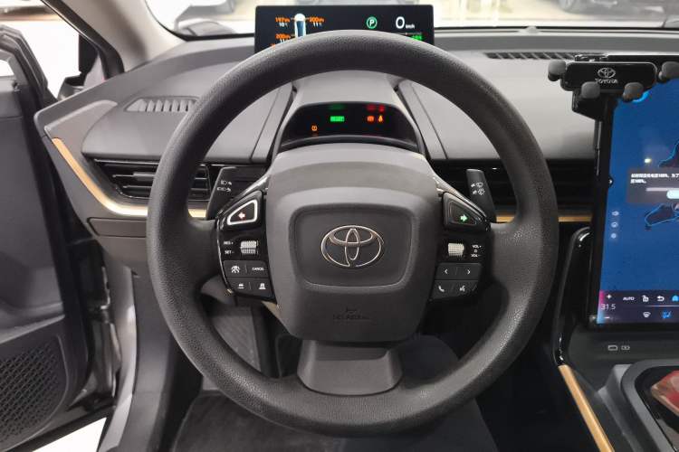 Used Toyota bZ3 2024 517 km Elite PRO Steering Wheel