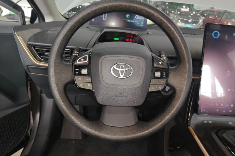 Used Toyota bZ3 2024 517 km Elite PRO Steering Wheel