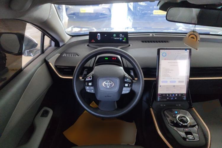 Used Toyota bZ3 2024 517 km Elite PRO Steering Wheel