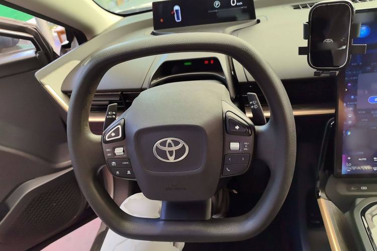Used Toyota bZ3 2024 517 km Elite PRO Steering Wheel
