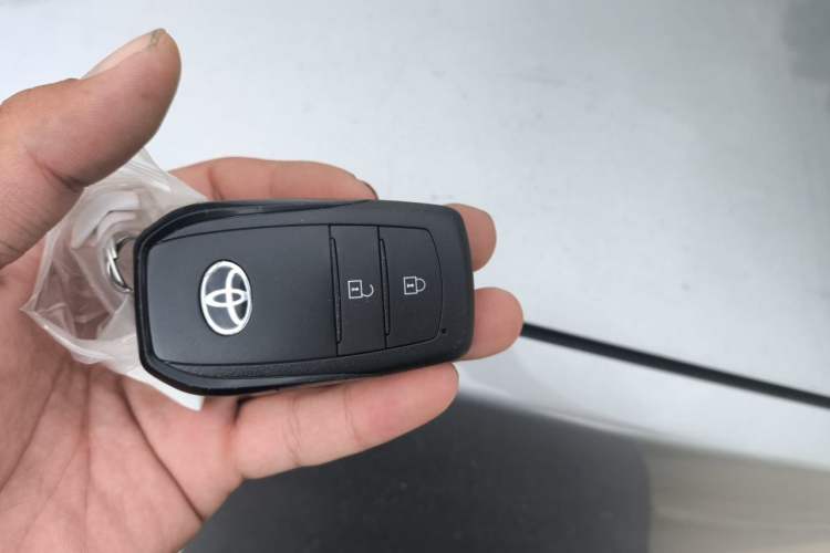 Used Toyota bZ3 2024 517 km Elite PRO Vehicle Key