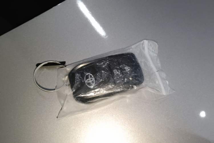 Used Toyota bZ3 2024 517 km Elite PRO Vehicle Key