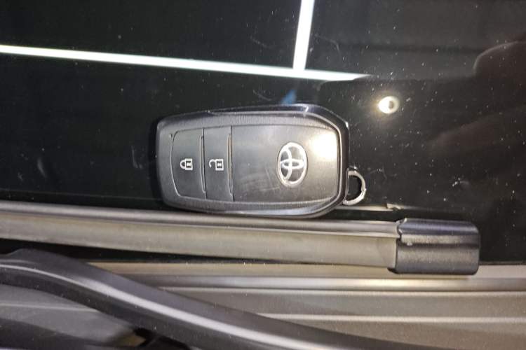 Used Toyota bZ3 2024 517 km Elite PRO Vehicle Key