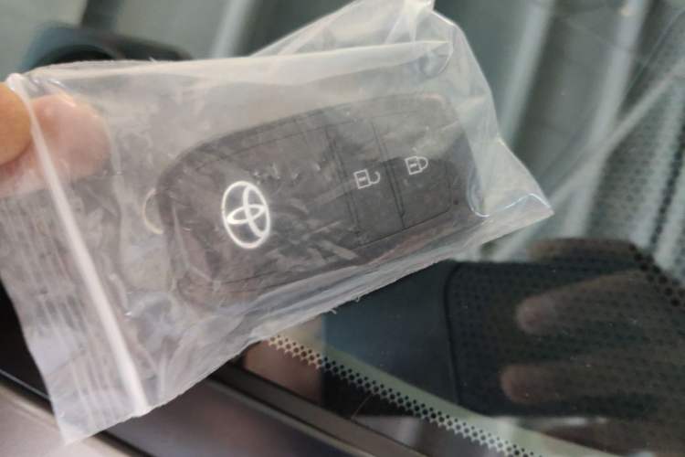 Used Toyota bZ3 2024 517 km Elite PRO Vehicle Key