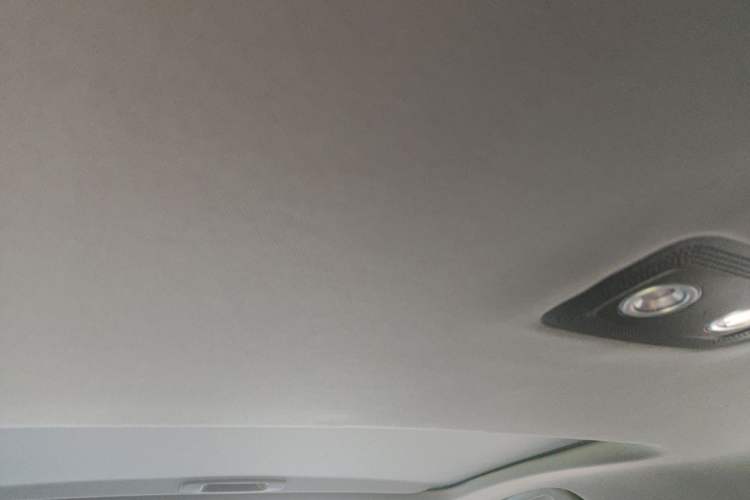 Used Toyota bZ3 2024 517 km Elite PRO Headliner