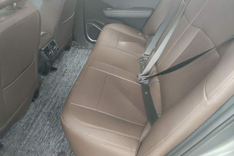 Used Toyota bZ3 2024 517 km Elite PRO Left Rear Seat