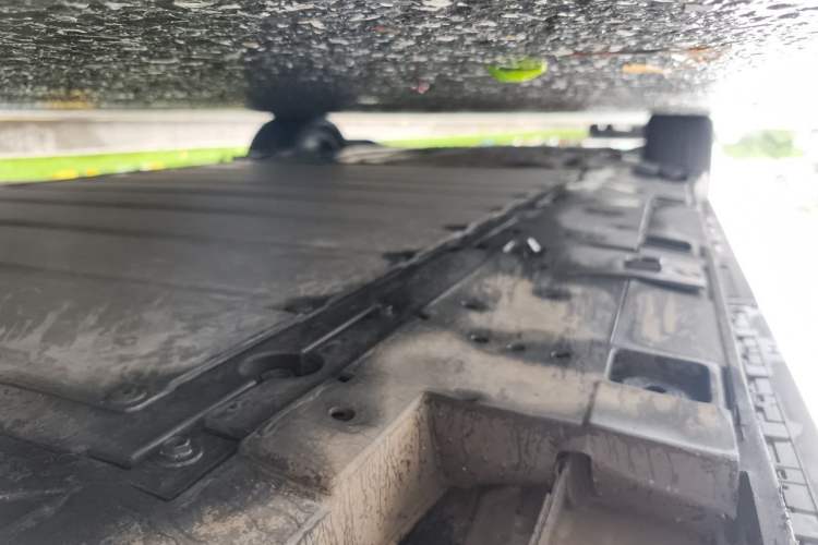 Used Toyota bZ3 2024 517 km Elite PRO Chassis Rear Left