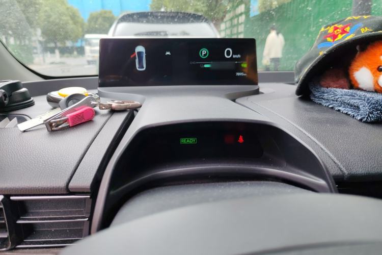 Used Toyota bZ3 2024 517 km Elite PRO Instrument Cluster