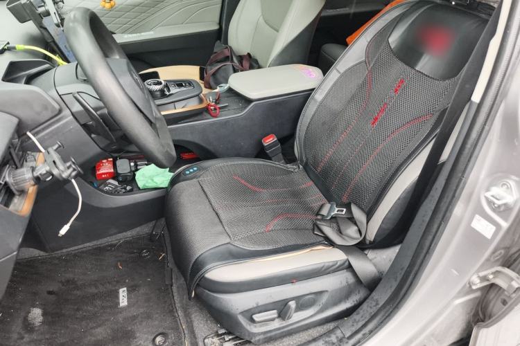 Used Toyota bZ3 2024 517 km Elite PRO Left Front Seat