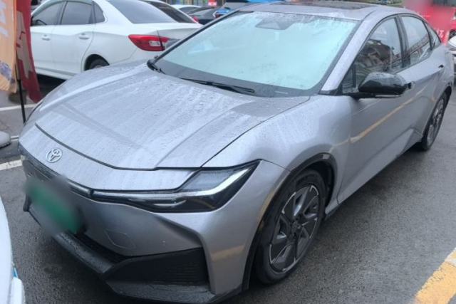 Used Toyota bZ3 2024 517 km Elite PRO