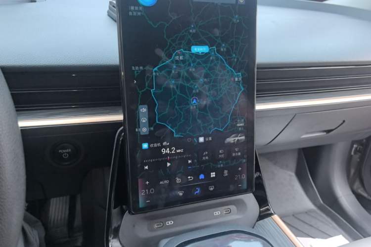 Used Toyota bZ3 2024 517 km Elite PRO Audio And AC Panel
