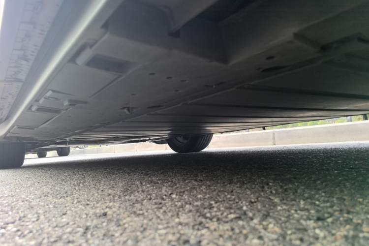 Used Toyota bZ3 2024 517 km Elite PRO Chassis Rear Left