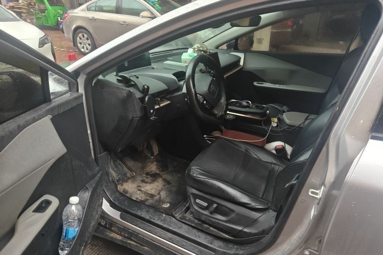 Used Toyota bZ3 2024 517 km Elite PRO Driver Seat