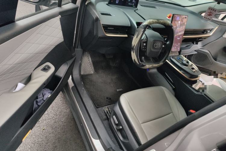 Used Toyota bZ3 2024 517 km Elite PRO Driver Seat
