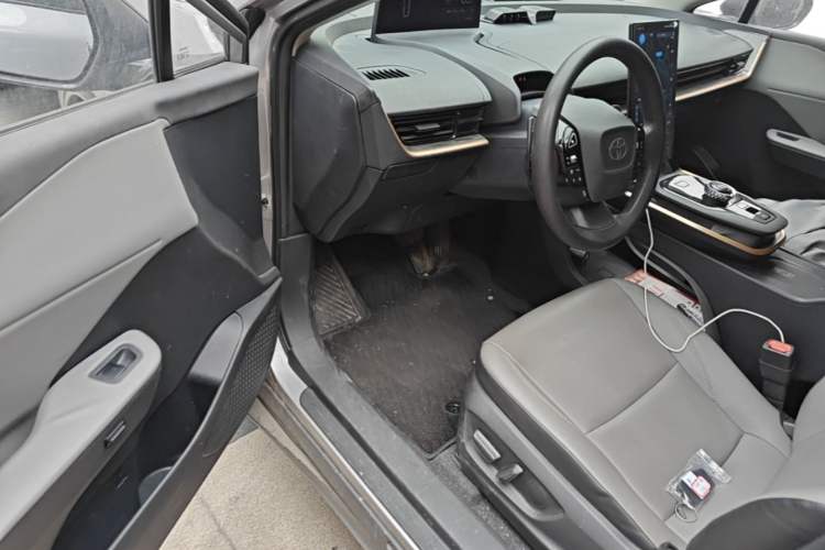 Used Toyota bZ3 2024 517 km Elite PRO Driver Seat