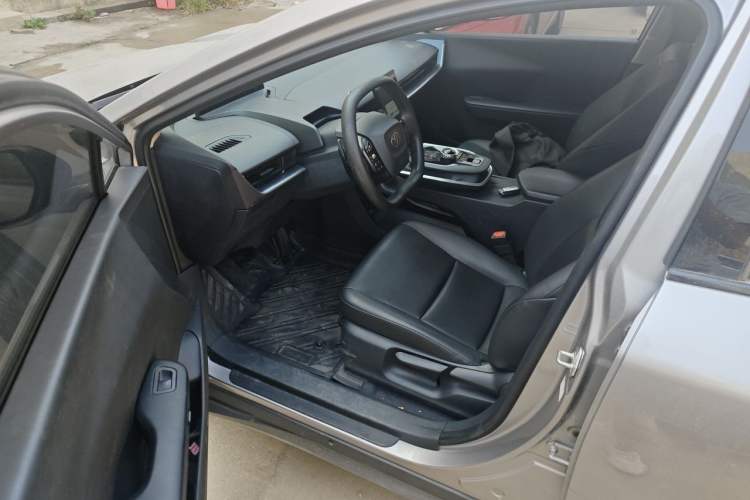 Used Toyota bZ3 2024 517 km Elite PRO Driver Seat