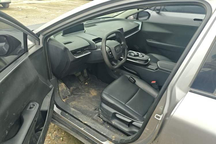 Used Toyota bZ3 2024 517 km Elite PRO Driver Seat