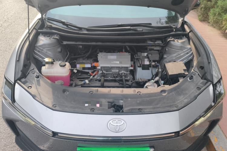 Used Toyota bZ3 2024 517 km Elite PRO Engine Bay