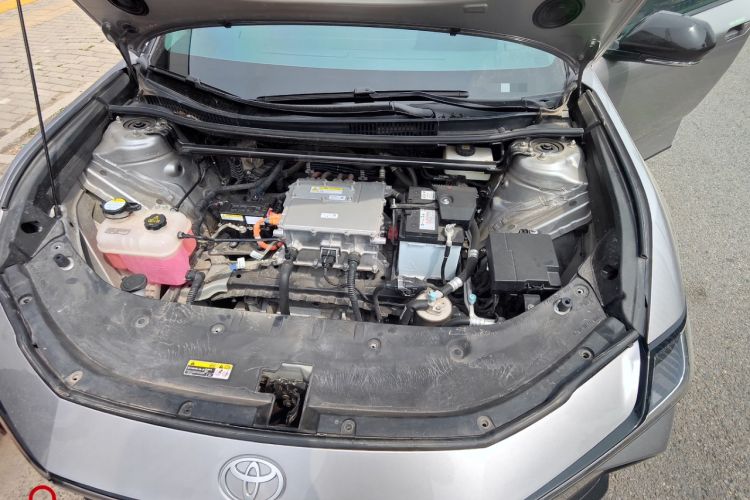 Used Toyota bZ3 2024 517 km Elite PRO Engine Bay Left