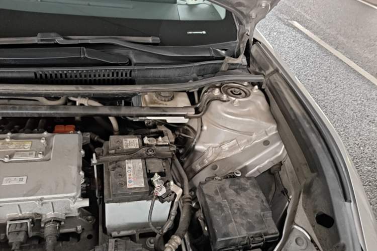 Used Toyota bZ3 2024 616 km Long-Range PRO Engine Bay Left