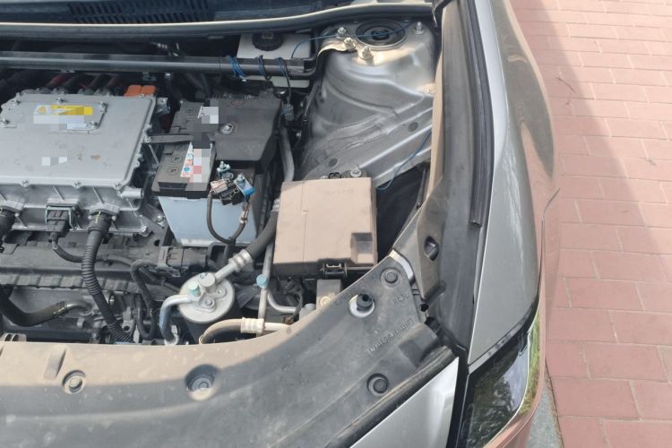 Used Toyota bZ3 2024 517 km Elite PRO Engine Bay Left