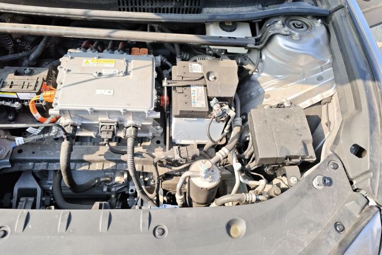 Used Toyota bZ3 2024 517 km Elite PRO Engine Bay Left