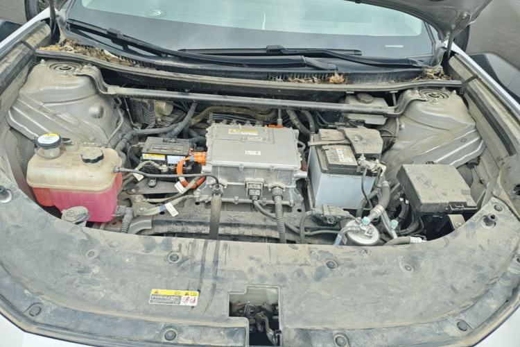 Used Toyota bZ3 2024 517 km Elite PRO Engine Bay