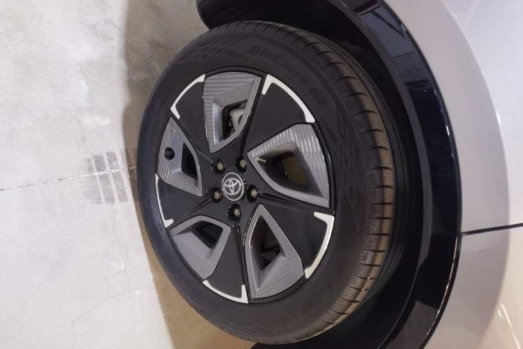 Used Toyota bZ3 2024 517 km Elite PRO Exterior 5