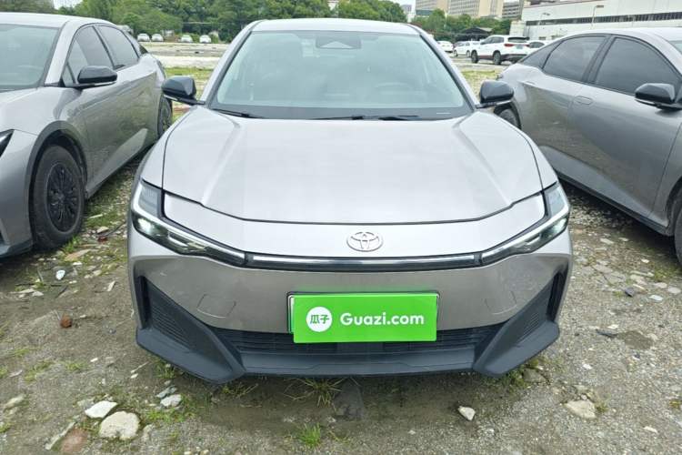 Used Toyota bZ3 2024 517 km Elite PRO Front