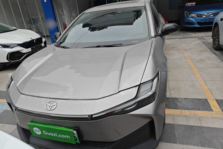 Used Toyota bZ3 2024 517 km Elite PRO Front