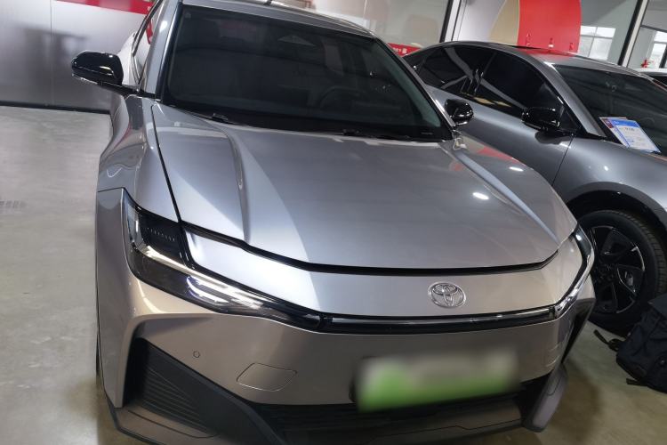 Used Toyota bZ3 2024 517 km Elite PRO Front