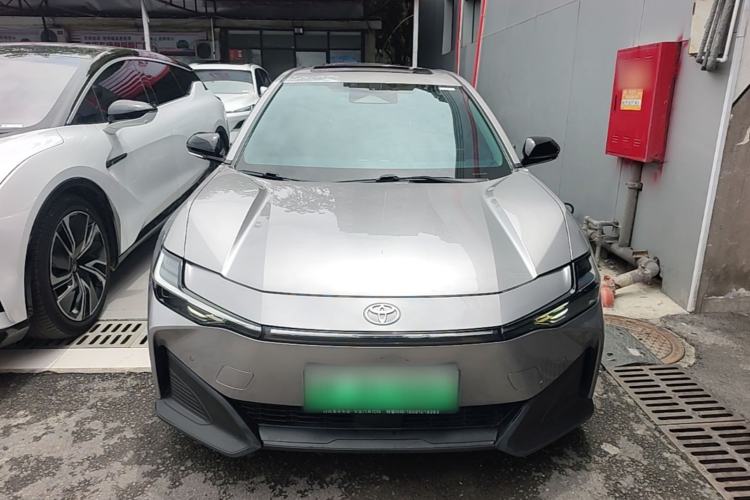 Used Toyota bZ3 2024 517 km Elite PRO Front