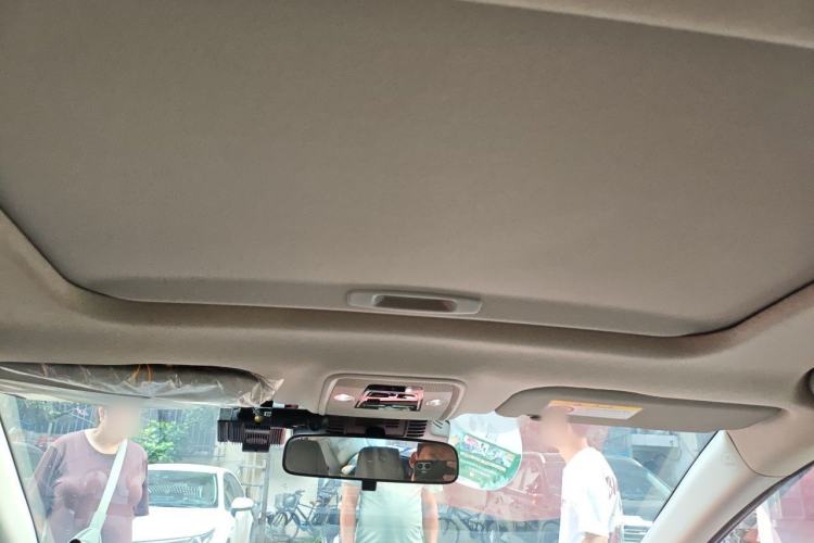 Used Toyota bZ3 2024 517 km Elite PRO Headliner