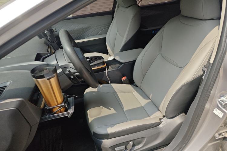 Used Toyota bZ3 2024 517 km Elite PRO Left Front Seat