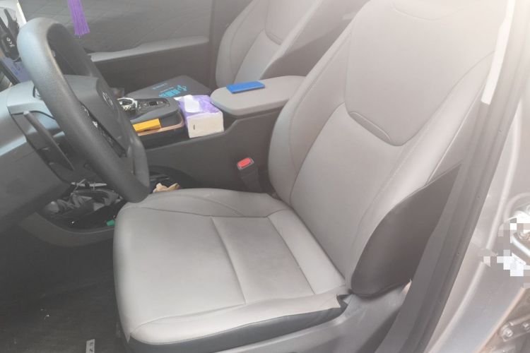 Used Toyota bZ3 2024 517 km Elite PRO Left Front Seat