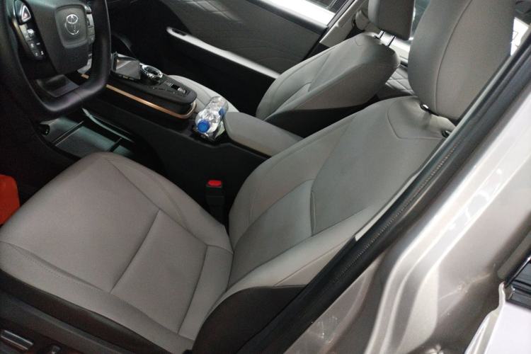 Used Toyota bZ3 2024 517 km Elite PRO Left Front Seat