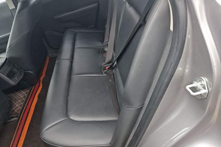 Used Toyota bZ3 2024 517 km Elite PRO Left Rear Seat