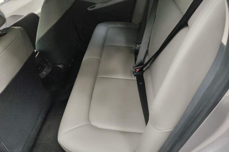 Used Toyota bZ3 2024 517 km Elite PRO Left Rear Seat