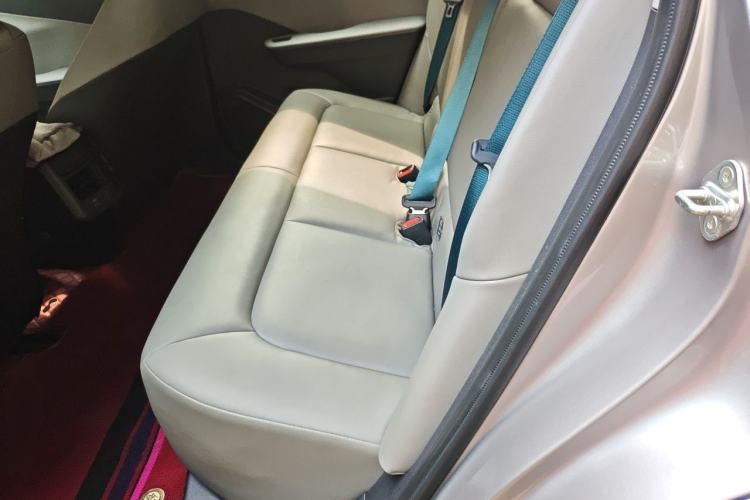 Used Toyota bZ3 2024 517 km Elite PRO Left Rear Seat
