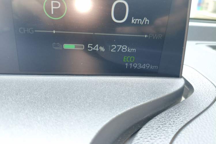 Used Toyota bZ3 2024 517 km Elite PRO Odometer Close Up