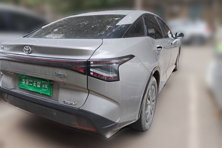 Used Toyota bZ3 2024 517 km Elite PRO Rear Right 45 Deg