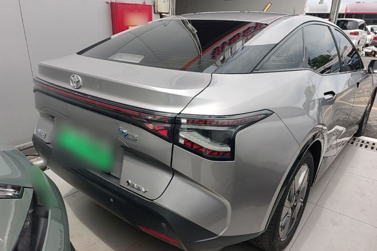 Used Toyota bZ3 2024 517 km Elite PRO Rear