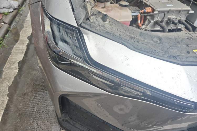 Used Toyota bZ3 2024 517 km Elite PRO Right Front Headlight