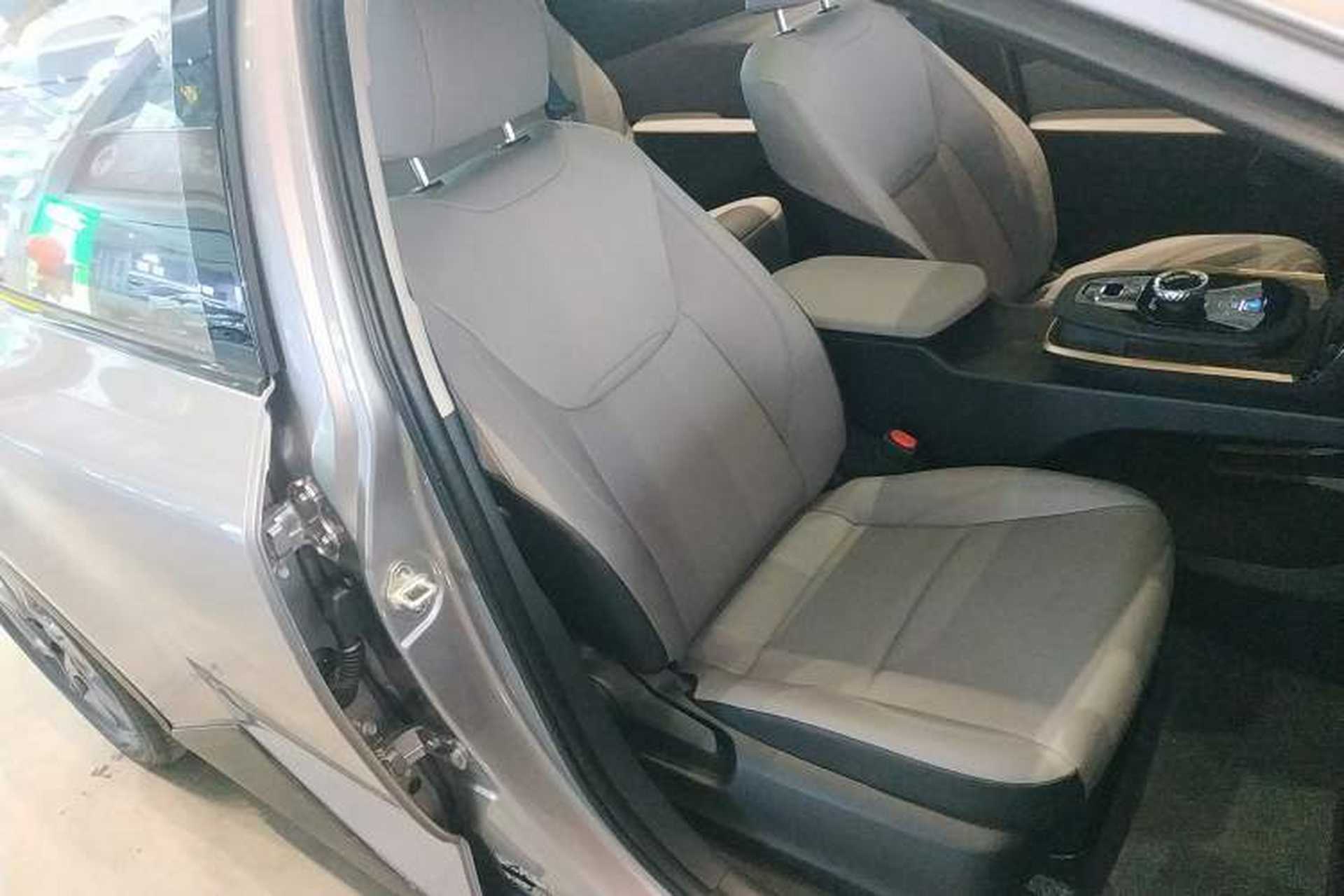 Used Toyota bZ3 2024 517 km Elite PRO Right Front Seat