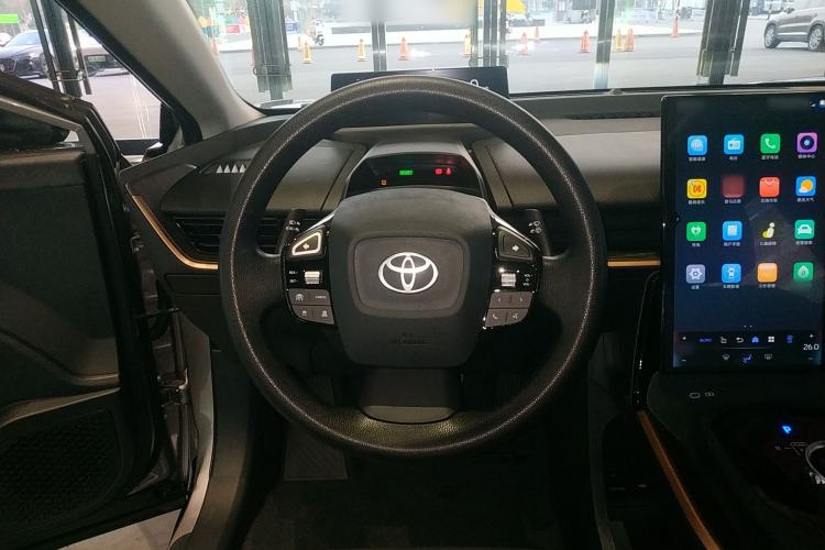 Used Toyota bZ3 2024 517 km Elite PRO Steering Wheel