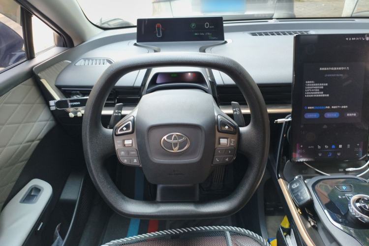 Used Toyota bZ3 2024 517 km Elite PRO Steering Wheel