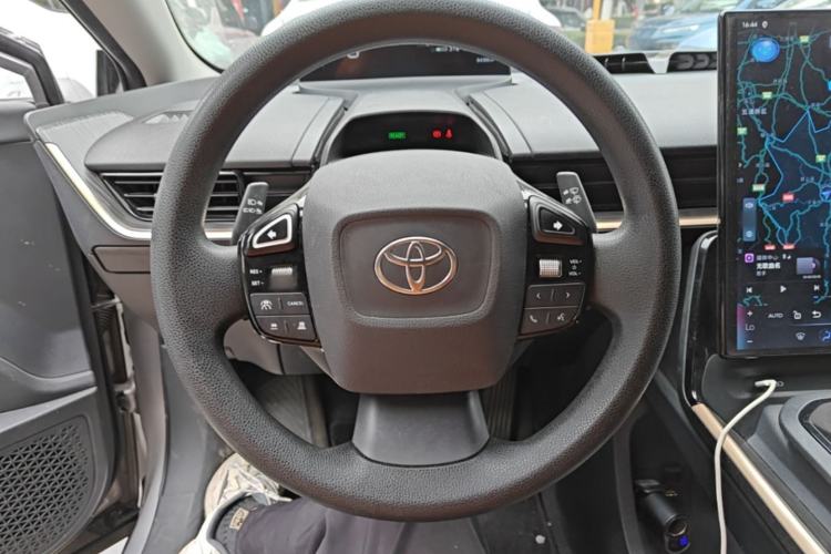 Used Toyota bZ3 2024 517 km Elite PRO Steering Wheel