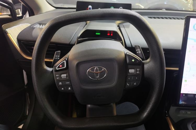 Used Toyota bZ3 2024 517 km Elite PRO Steering Wheel