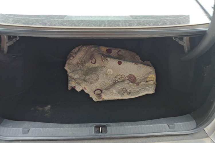 Used Toyota bZ3 2024 517 km Elite PRO Trunk